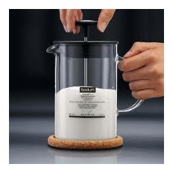 Bodum  Latteo Melkopschuimer met glazen handgreep